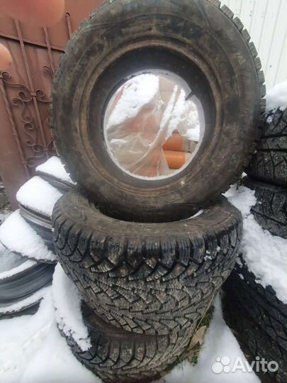 Bridgestone Blizzak LM-005 15/65 R14.5