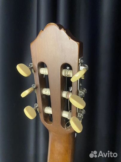 Классическая гитара Yamaha C40
