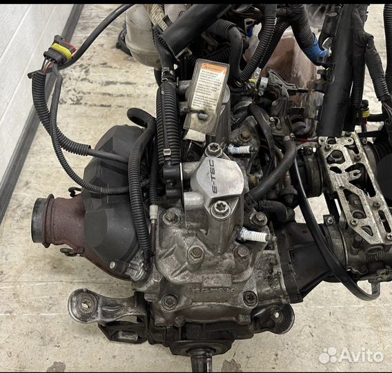 BRP 800 E-Tec двигатель