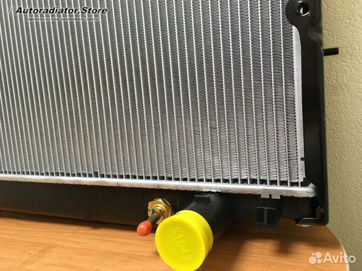 Радиатор Toyota Land Cruiser (J100) 98-07