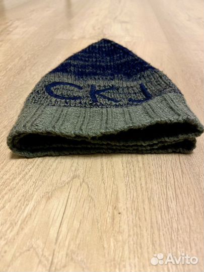 Шерстяные шапки Calvin Klein и Canoe