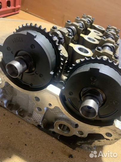 Головка блока цилиндров левая Cadillac Srx 265 4.6