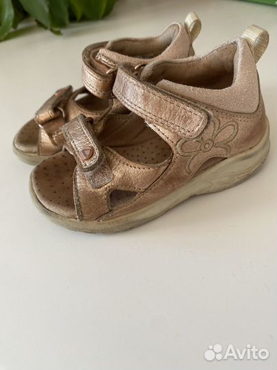 Сандалии ecco для девочки 22 размер