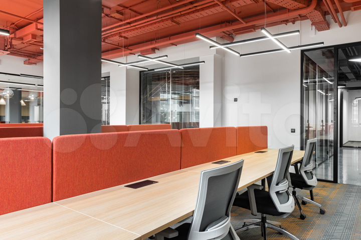 Готовый офисный блок на 30 рабочих мест с мебелью