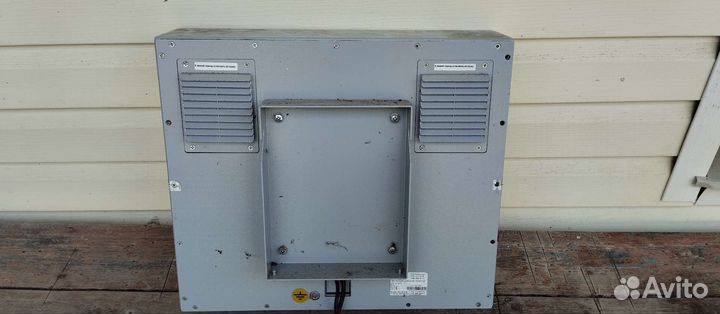 Уличный манитор