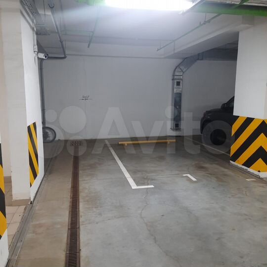 Машиноместо, 15 м²