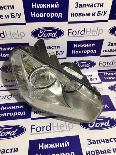 Фара Форд C-Max 07-11 правая (галоген) бу