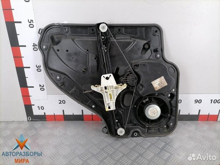 Стеклоподъемник электрический задний правый