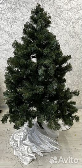 Елка искусственная