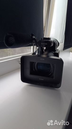 Видеокамера Panasonic AG-HMC 154 ER