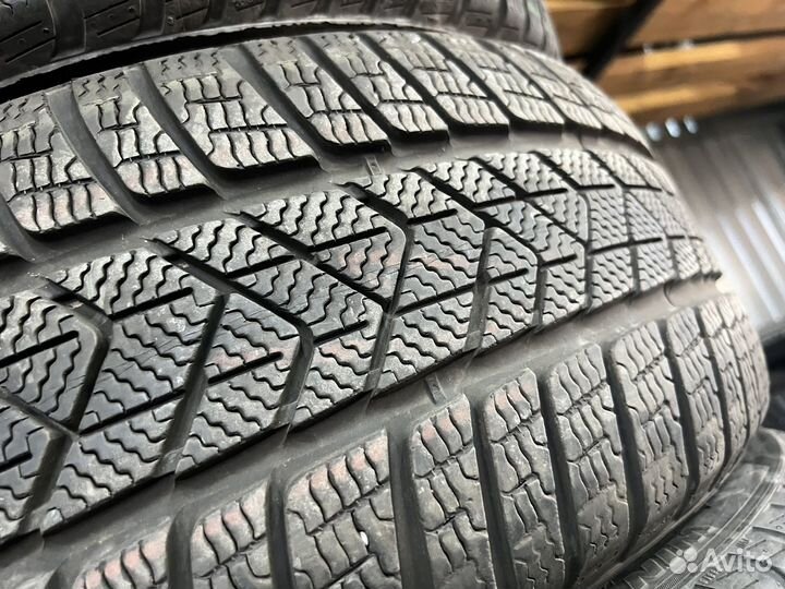 Pirelli Winter Sottozero 3 245/45 R19