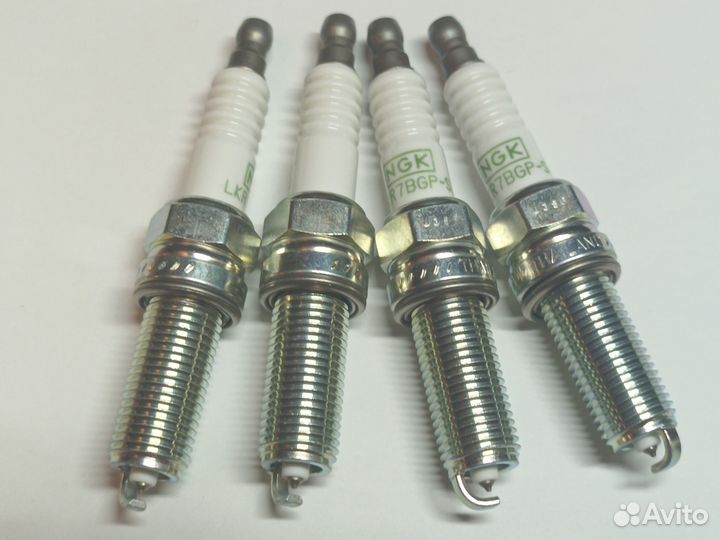 Свечи платиновые NGK 97390 (Denso ixuh22ftt)