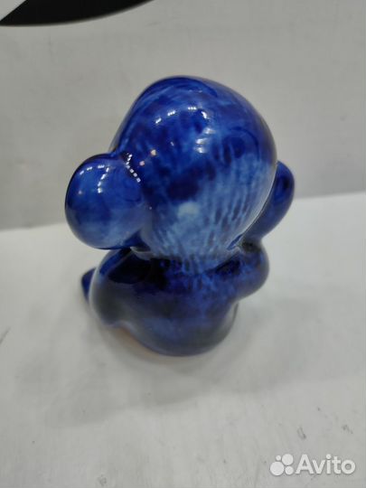 Фарфоровая фигурка 