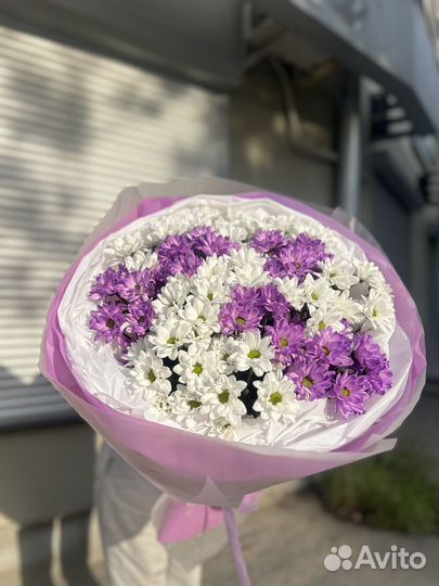 Букет гигант хризантема цветной