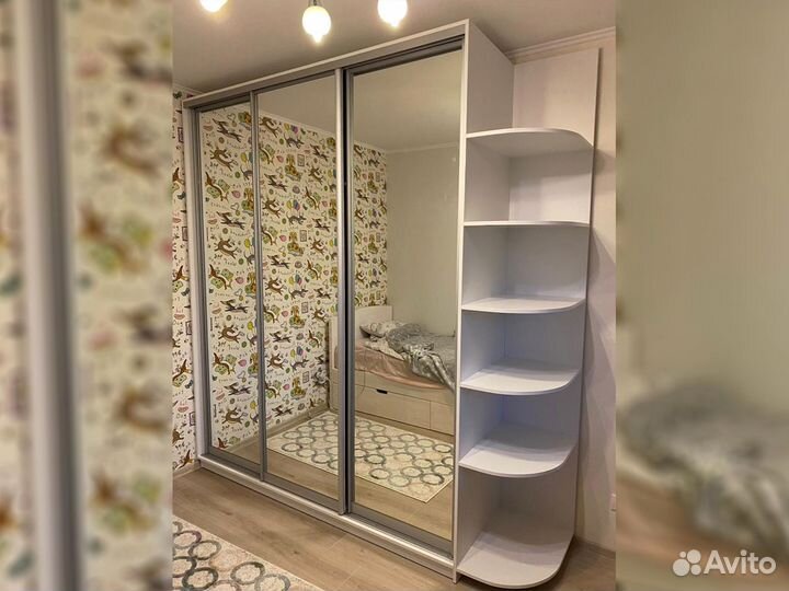 Шкаф распашной