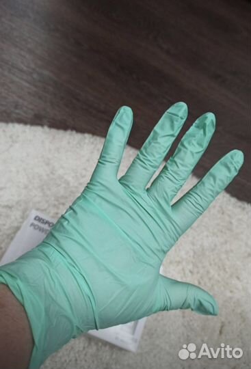 Перчатки нитриловые