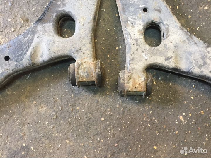 Рычаг передний Ford Focus 1