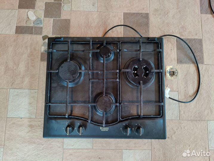 Газовая варочная панель Hotpoint Ariston 7HPC 640T