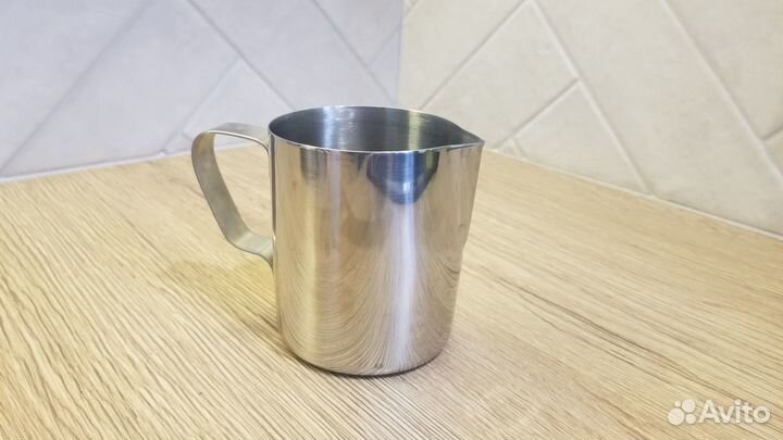 Кофеварка Bork C700