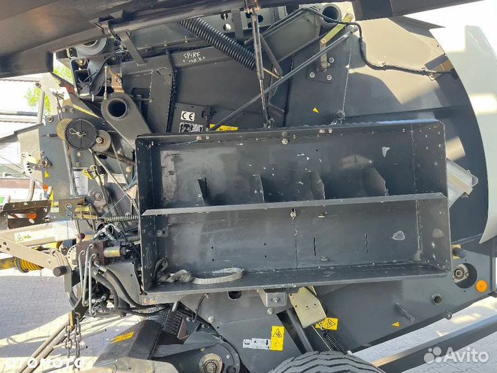 Пресс-подборщик Claas Variant 380, 2010