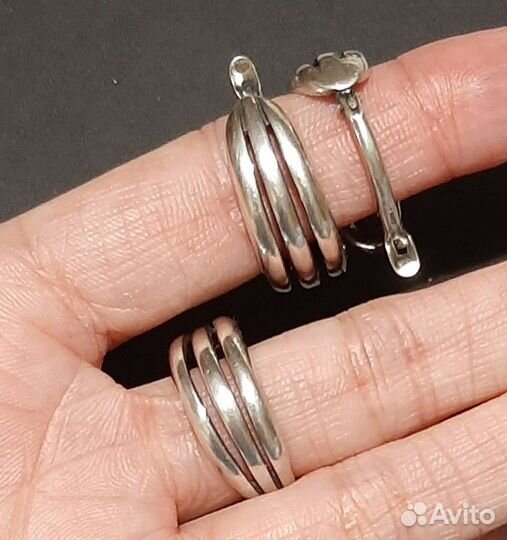 Серебряное кольцо