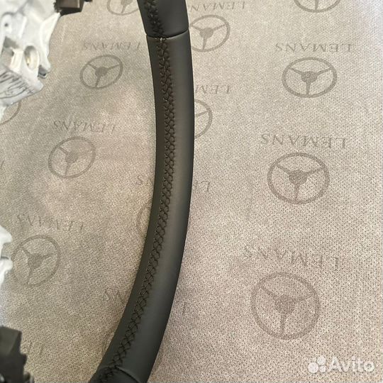 Руль Toyota Camry 55 кожаный Обмен
