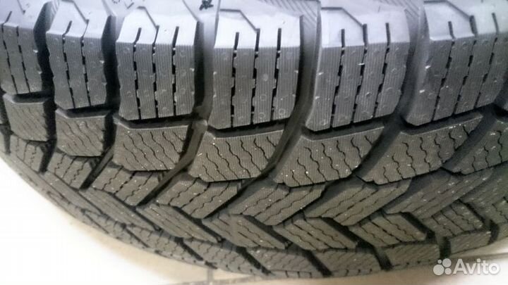 Michelin X-Ice Snow 295/40 R20 110T