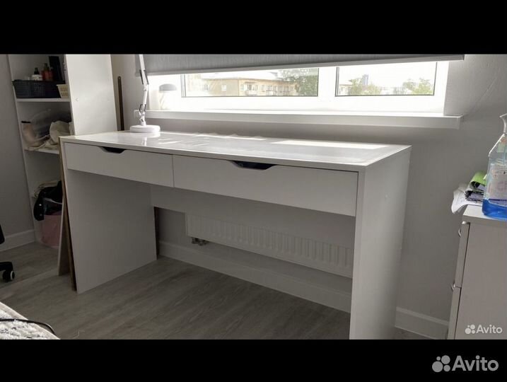 Стол как IKEA alex