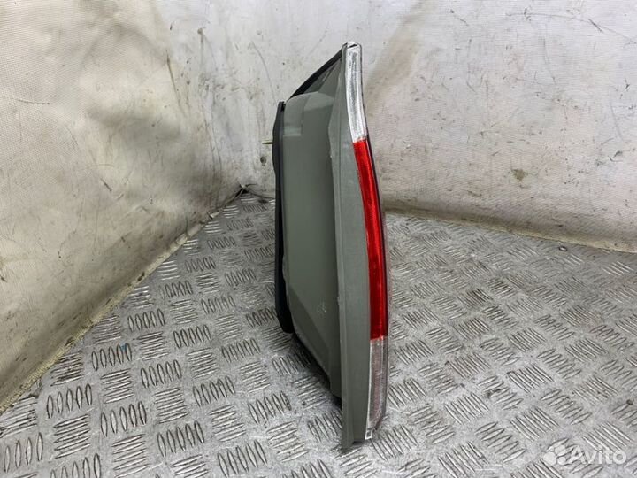 Фонарь задний правый Toyota Camry V30 2azfe 2005