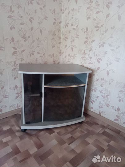 Тумба под телевизор