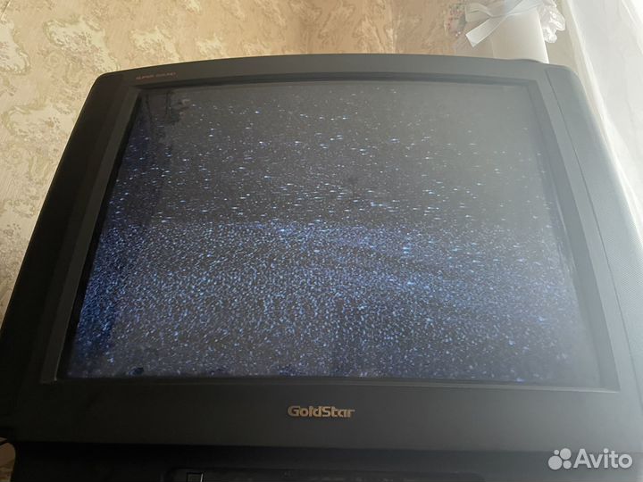 Телевизор Goldstar на запчасти