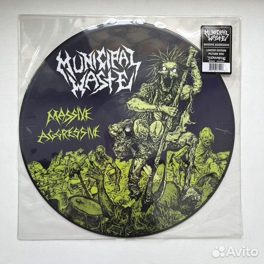Municipal Waste – Massive Aggressive