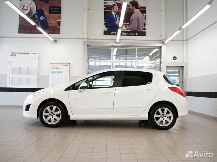 Peugeot 308 1.6 AT, 2012, 265 000 км