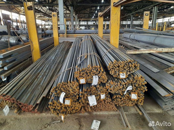 Квадрат металлический