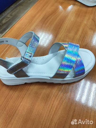 Босоножки для девочки