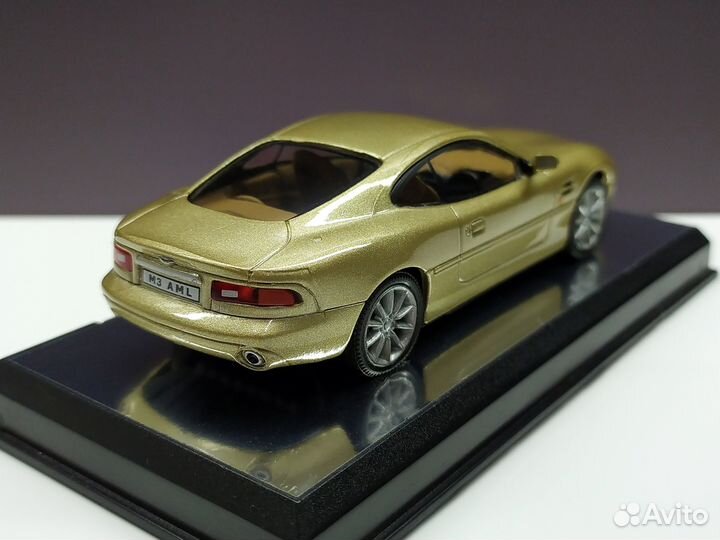 1:43 Aston Martin DB7 2002