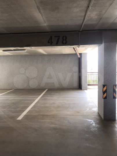 Машиноместо, 14 м²