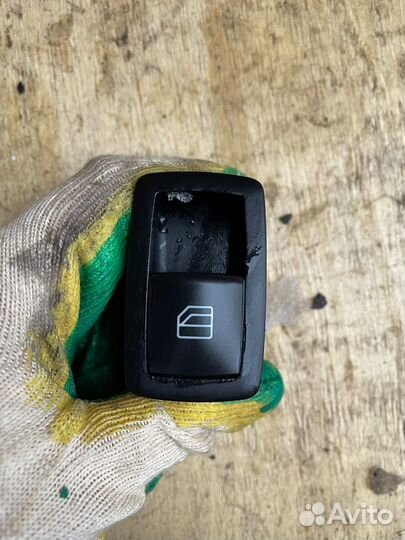 Мерседес A class w169 кнопка стеклоподъемника