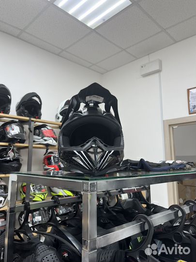 Кроссовый шлем