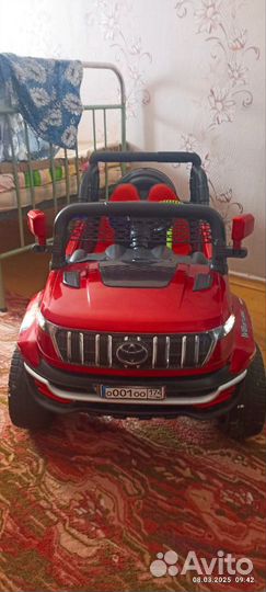 Детская машина на аккумуляторе