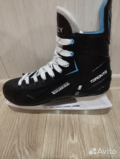 Коньки хоккейные 44 размер