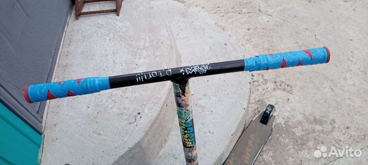 Трюковой самокат