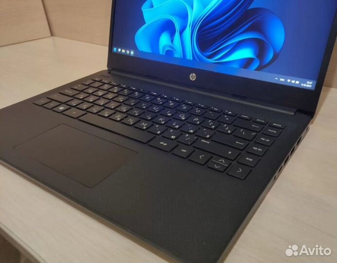 HP / i3-1005G1 / 8gb RAM / SSD 256gb