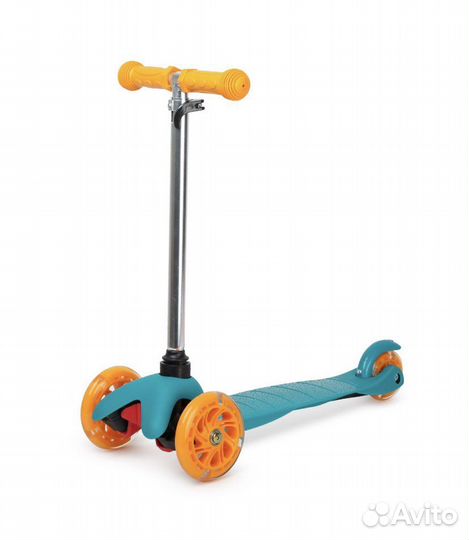 Самокат трехколесный новый
