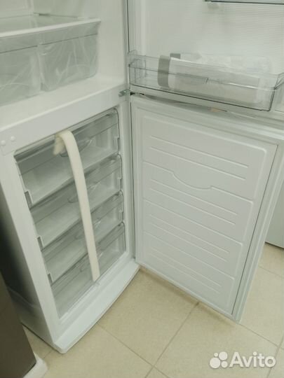 Холодильник Атлант 6023-031