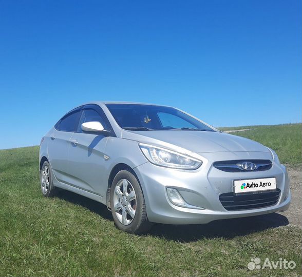 Hyundai Solaris 1.4 AT, 2013, 110 000 км