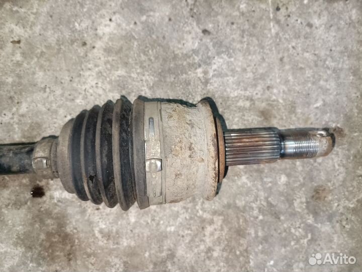 Привод. Вал левый Chevrolet Aveo t300 1.6 АКПП