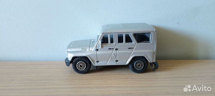 Машинки металлические модельки