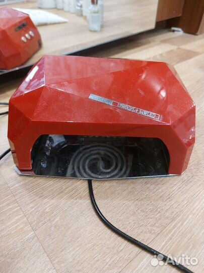 Уф лампа для ногтей