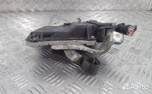 Блок управления двигателем toyota auris E150 (6AD1